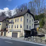 Apartmán Waldblickwohnung Mit Schoener Terrasse Und Kamin&sauna *
