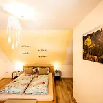 Apartmán Waldblickwohnung Mit Schoener Terrasse Und Kamin&sauna Sebnitz