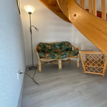 Waldblickwohnung Mit Gartensauna Und Kamin