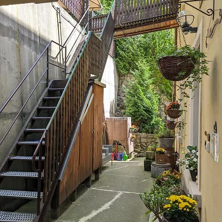 Waldblickwohnung Mit Schoener Terrasse Und Kamin Apartment Sebnitz