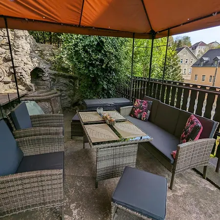 Waldblickwohnung Mit Schoener Terrasse Und Kamin Apartment *