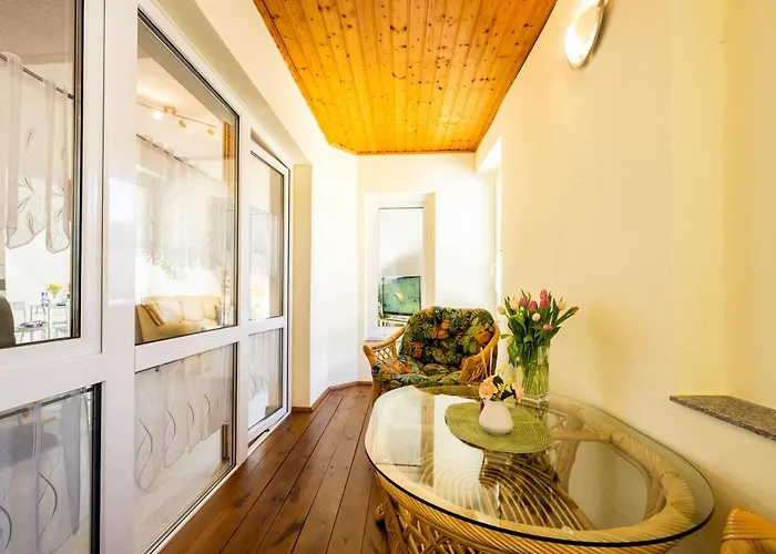 Waldblickwohnung Mit Schoener Terrasse Und Kamin&Sauna *