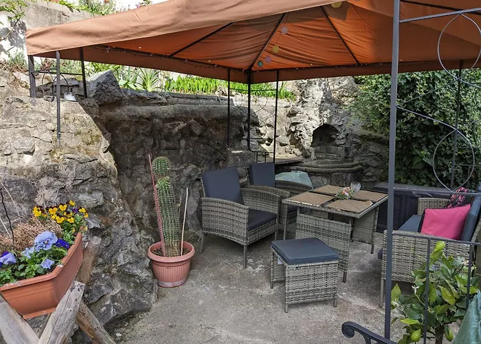 Waldblickwohnung Mit Schoener Terrasse Und Kamin&Sauna